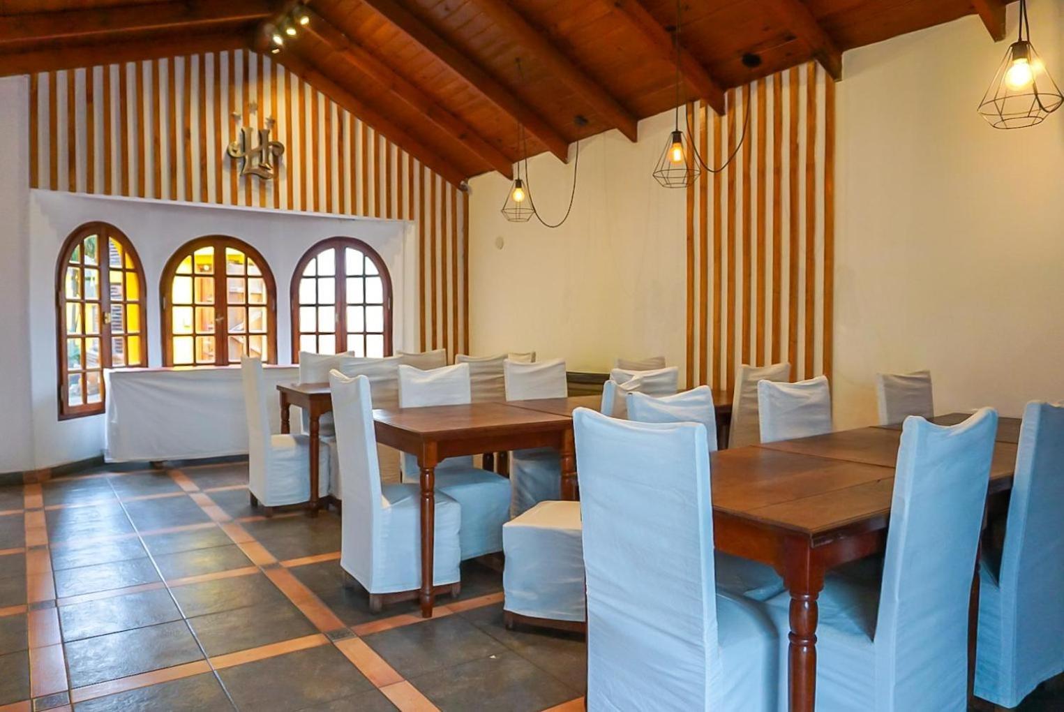 Apart Hotel Libertador El Calafate Luaran gambar
