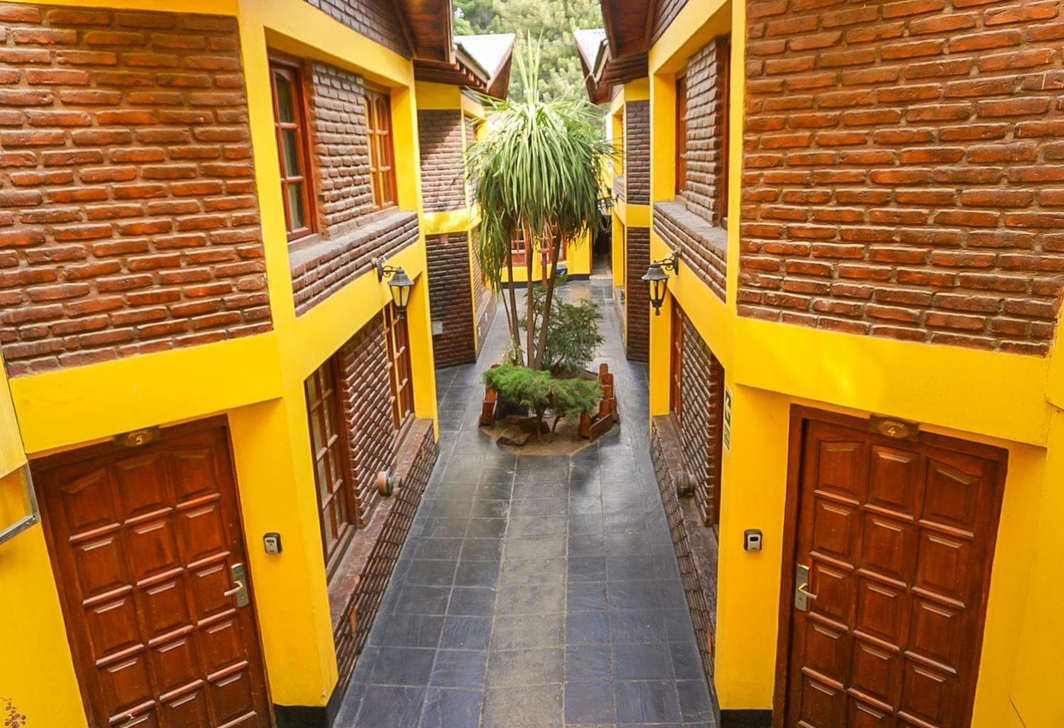 Apart Hotel Libertador El Calafate Luaran gambar