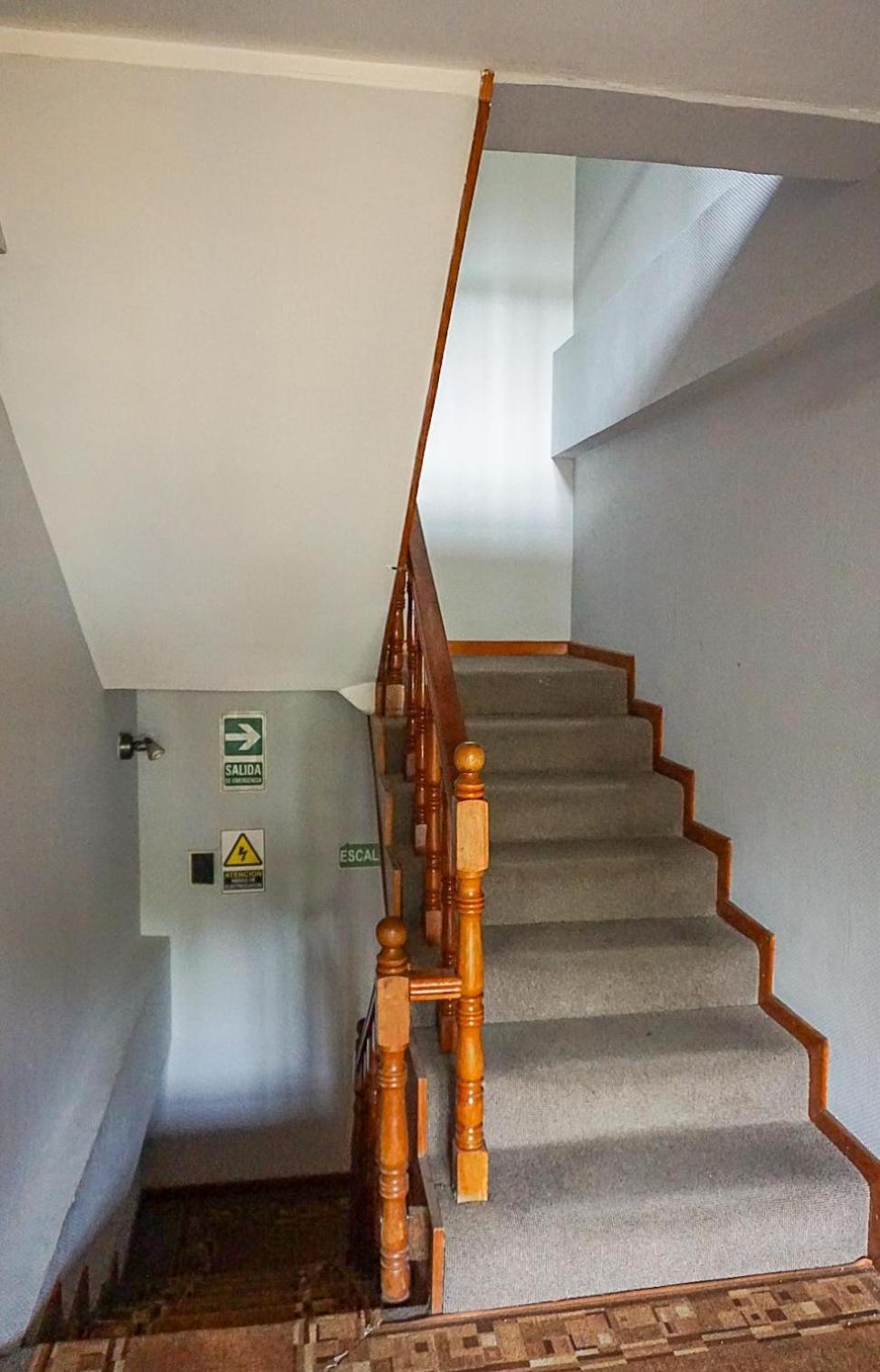 Apart Hotel Libertador El Calafate Luaran gambar