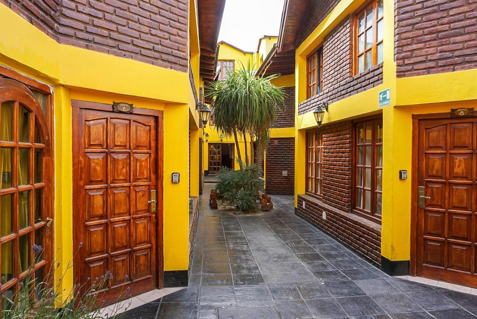 Apart Hotel Libertador El Calafate Luaran gambar
