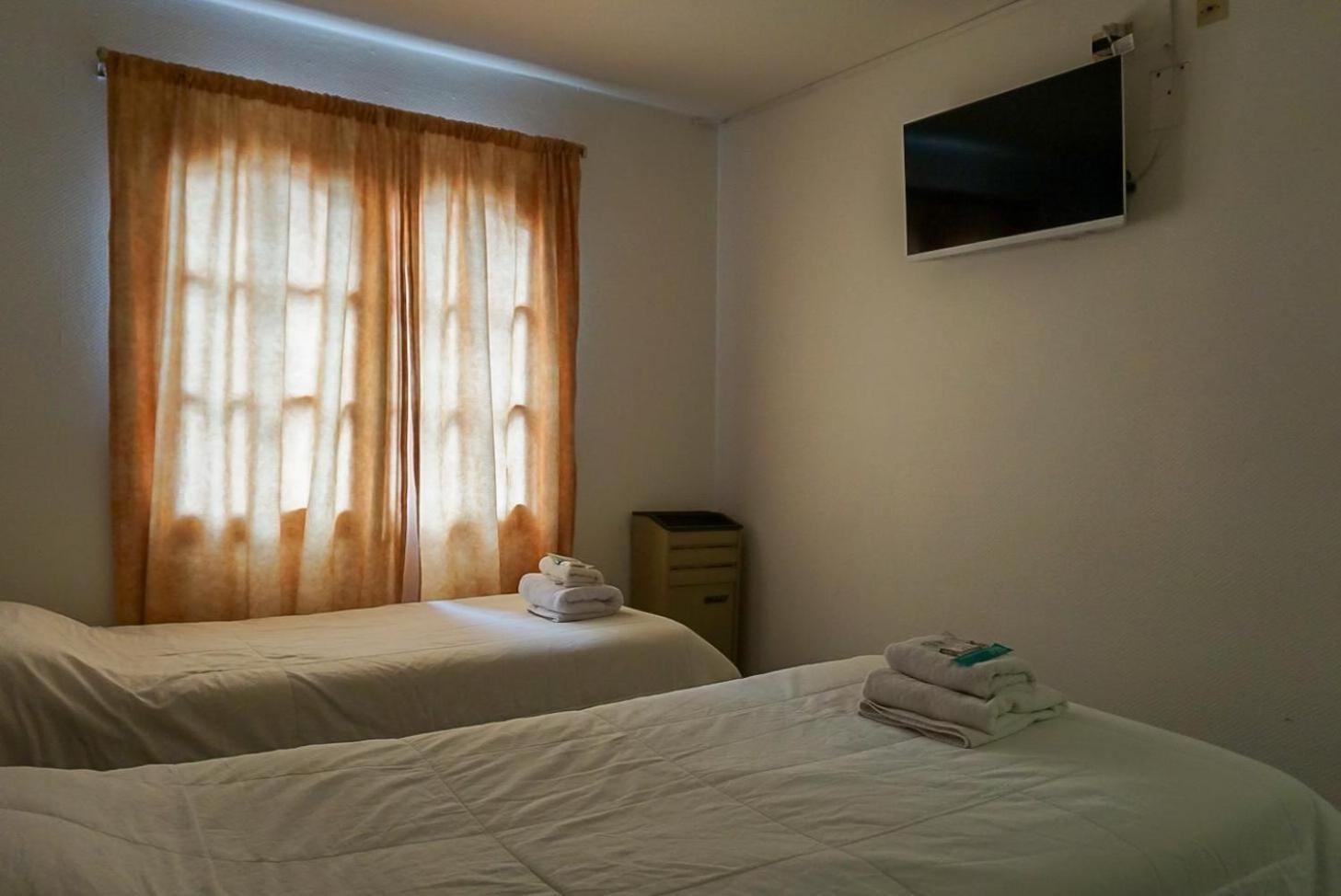 Apart Hotel Libertador El Calafate Luaran gambar