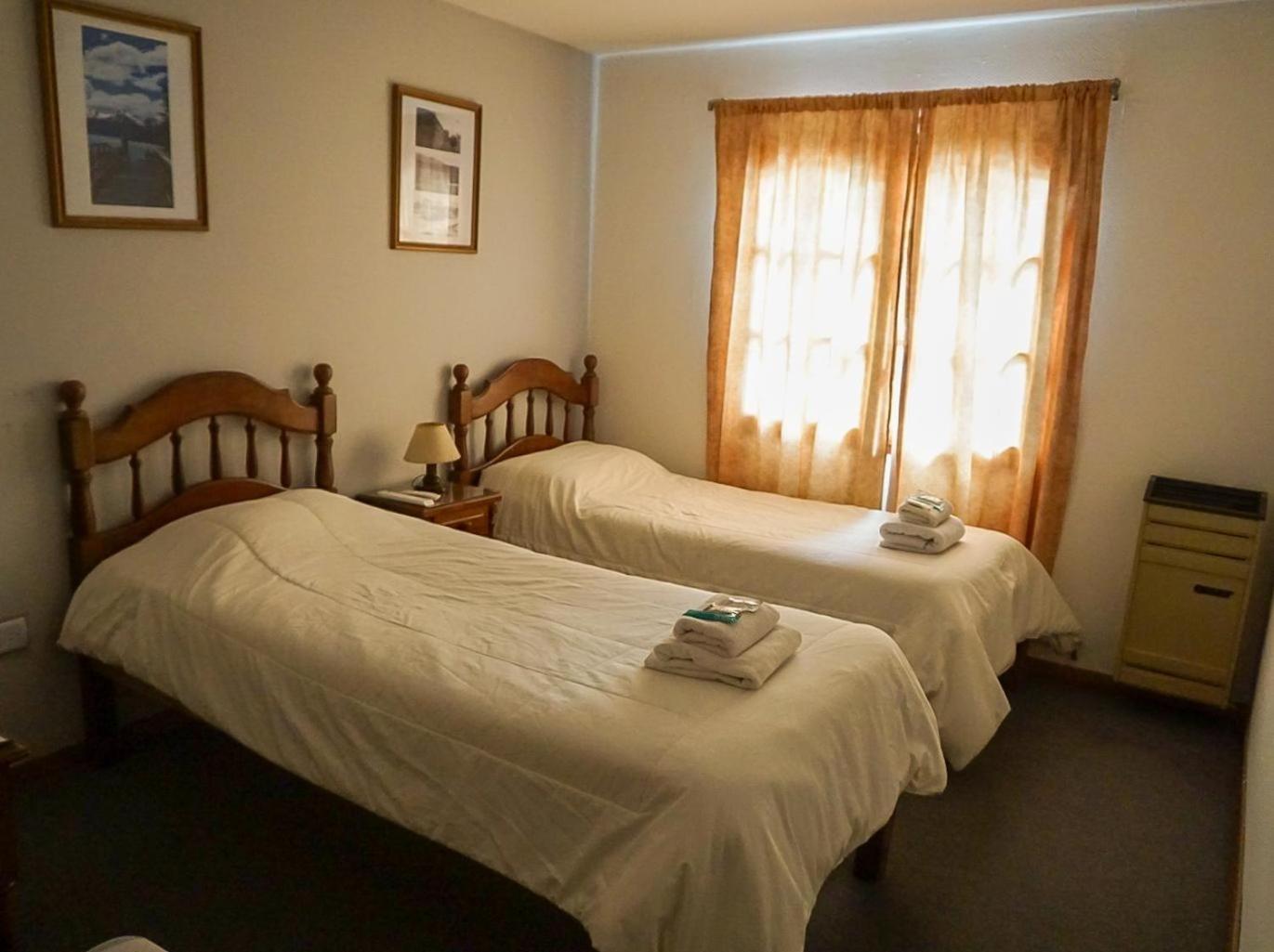 Apart Hotel Libertador El Calafate Luaran gambar